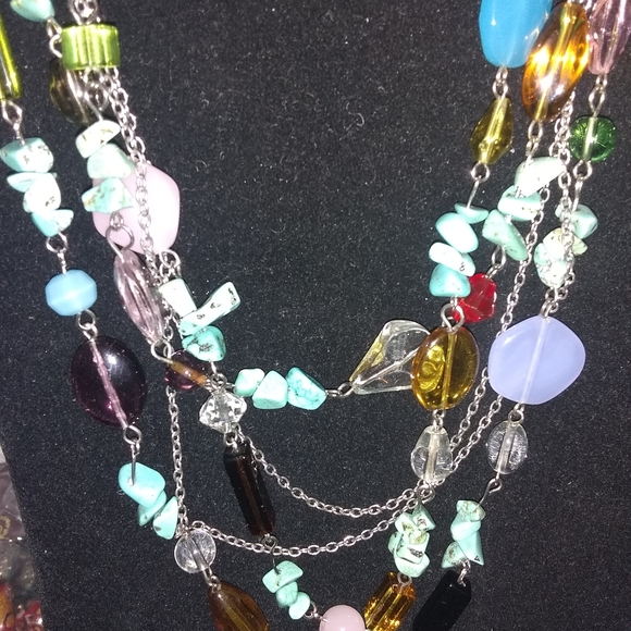 🤗💗BEUTIFUL!/ MULTIPLE STRINGED BEADED♥️🤗 - Picture 7 of 8